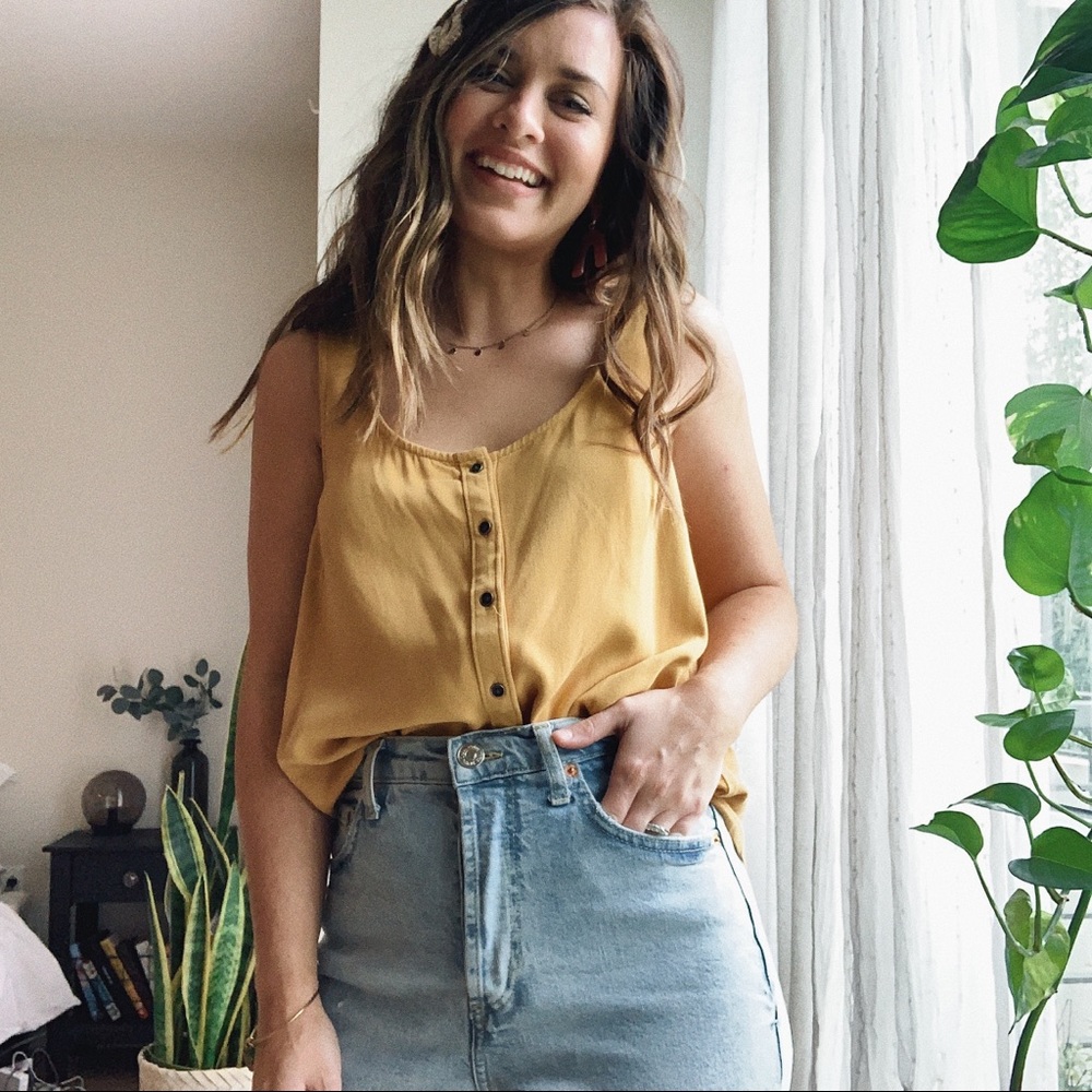 Mustard/yellow tank top/blouse/shirt